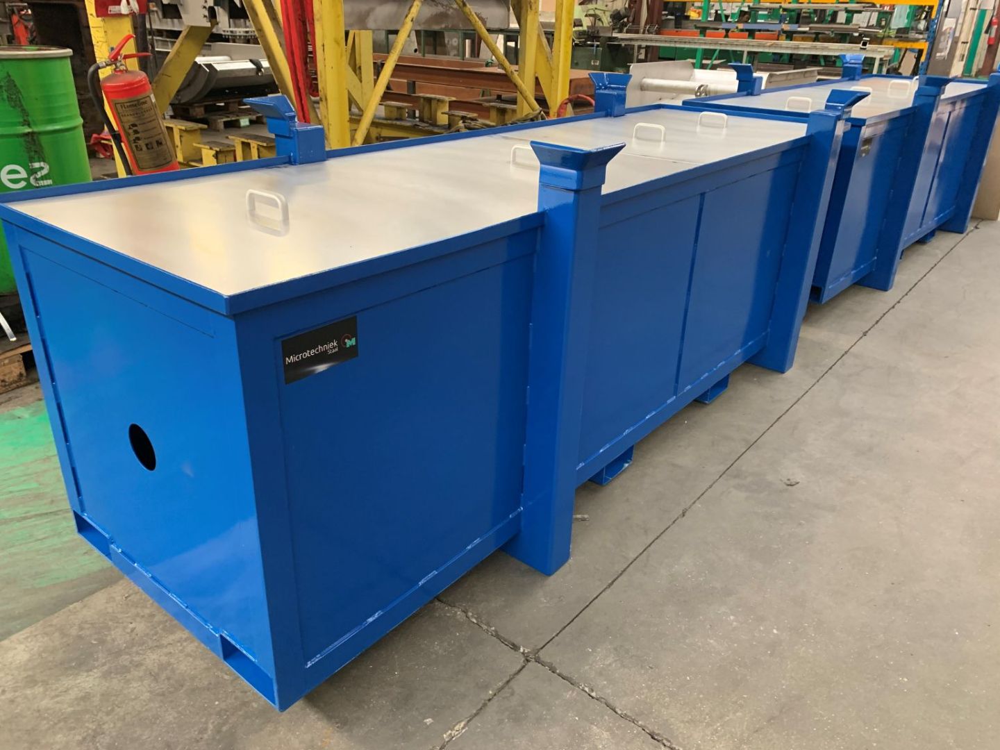 Fabricage stapelbare transportkisten